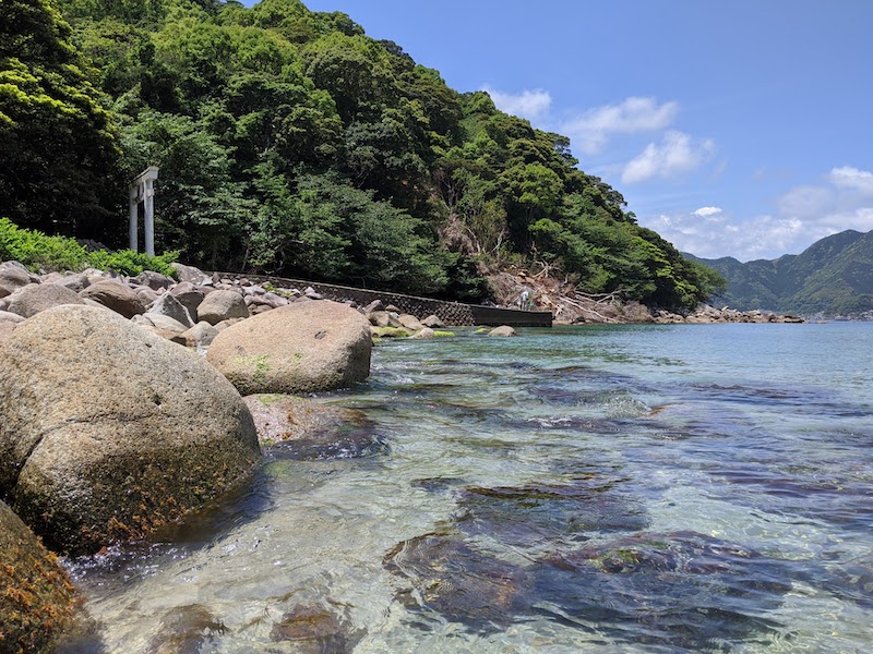 阿古師神社の海岸