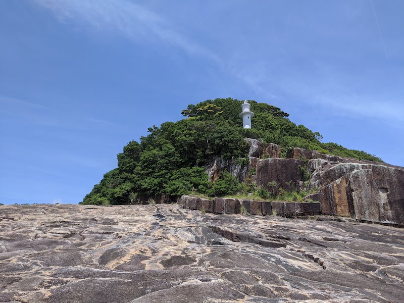 千畳敷からの二木島灯台